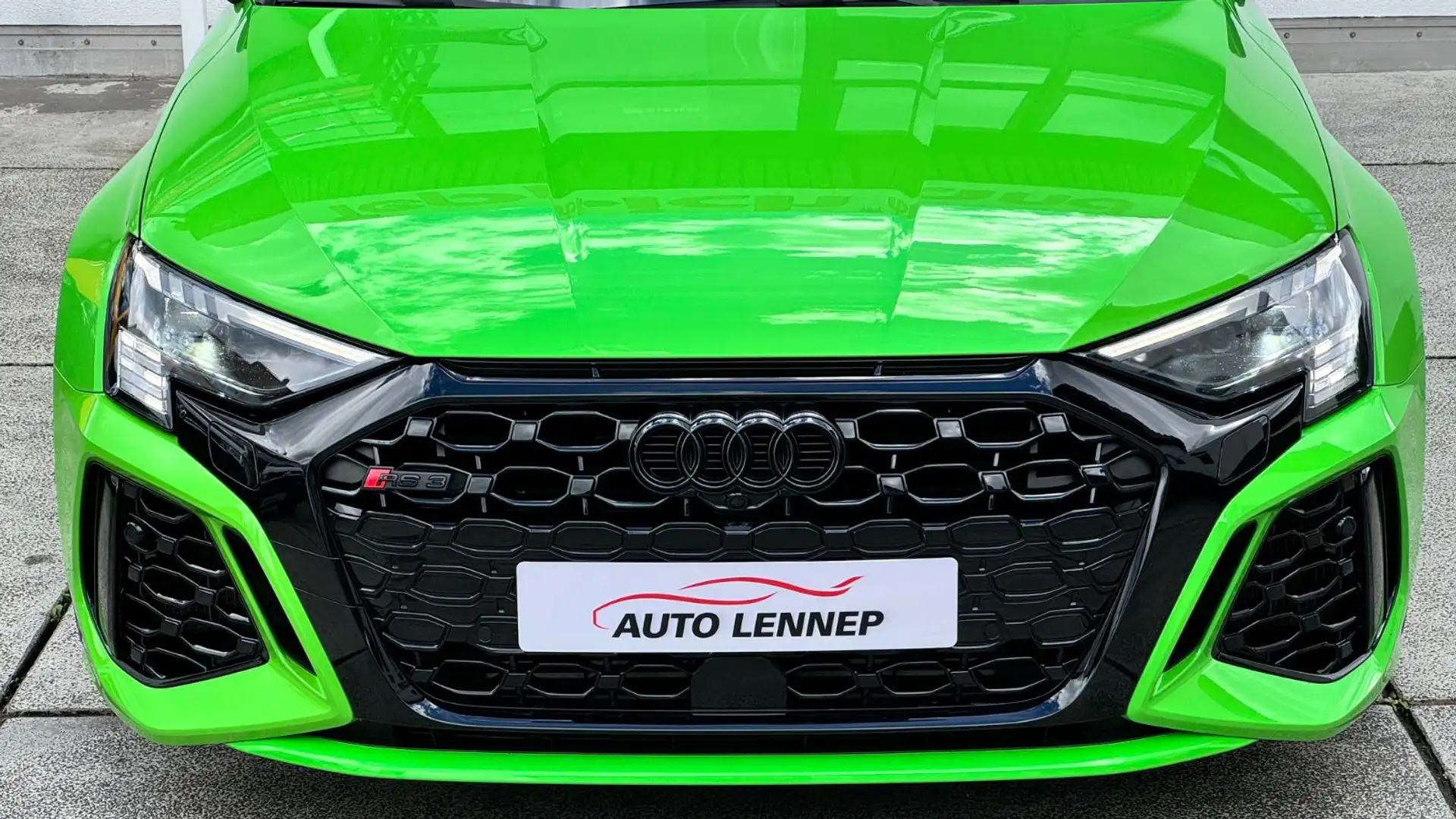 Audi RS3 Limo 2.5 TFSI quattro*Pano*HUD*B&O*Carbon*19 Grün - 2