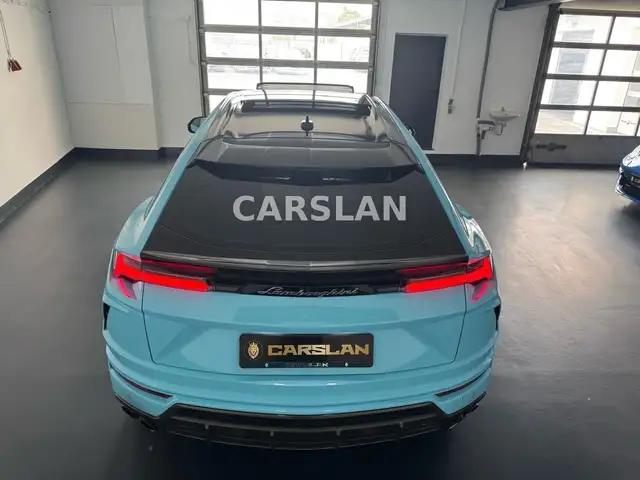 Lamborghini Urus view 13