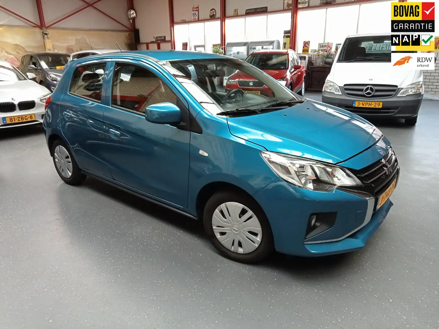 Mitsubishi Space Star 1.0 Cool+ Blauw - 1