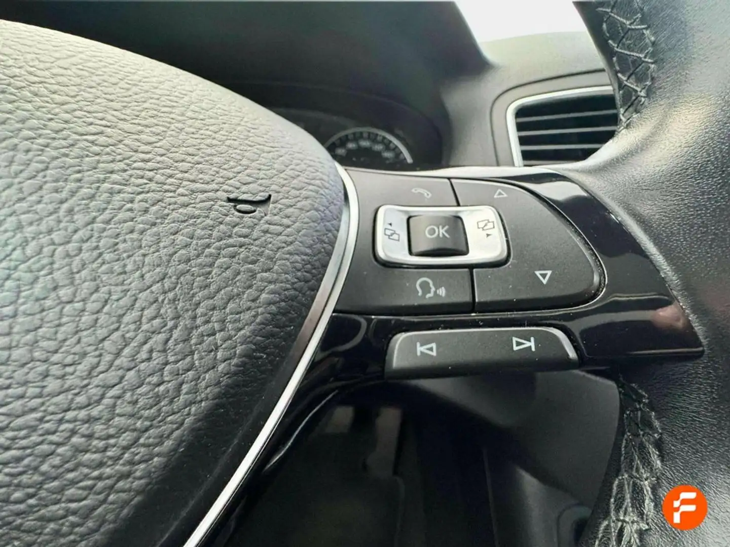 Volkswagen Sharan Sport 2.0 TDI 130kW (177CV) DSG Negro - 2