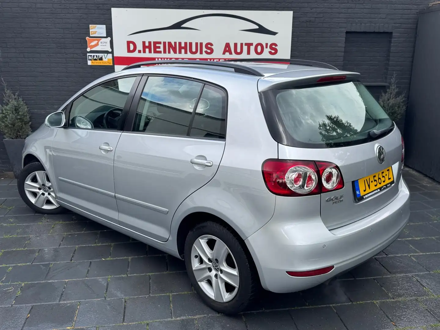 Volkswagen Golf Plus 1.2 TSI Trendline GROTE BEURT + APK NIEUW Grijs - 2