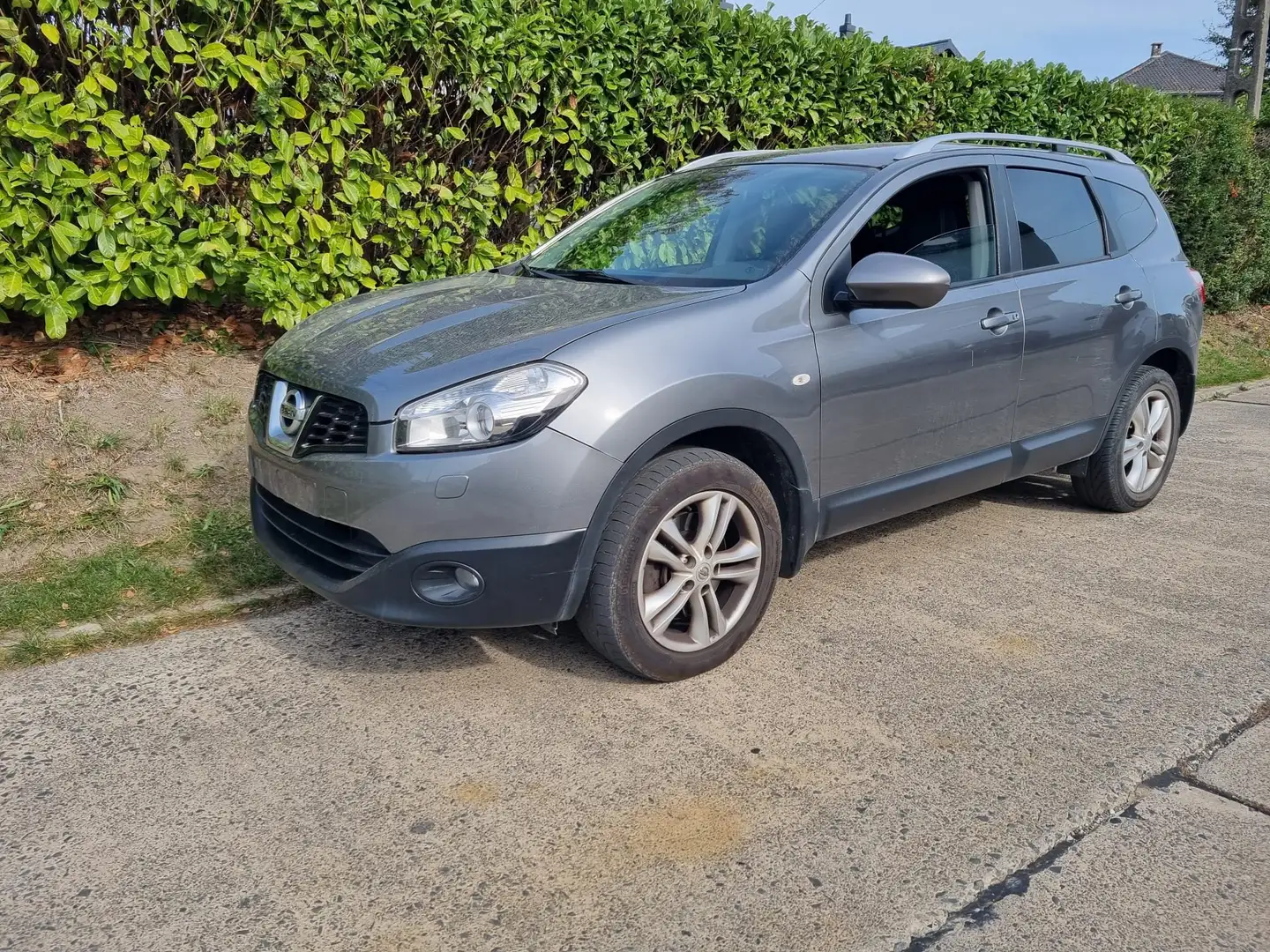 Nissan Qashqai+2 2.0i 4X4 ✅7 PLACES 🧊AIRCO✅ FULL OPTION Grau - 2