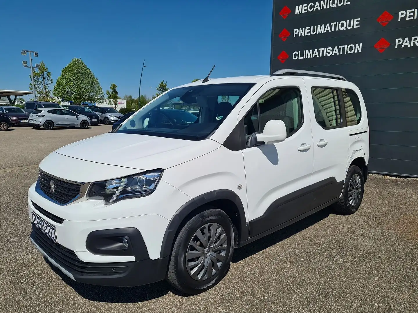 Peugeot Rifter BLUEHDI 130CH S\u0026S STANDARD ALLURE EAT8 - 2
