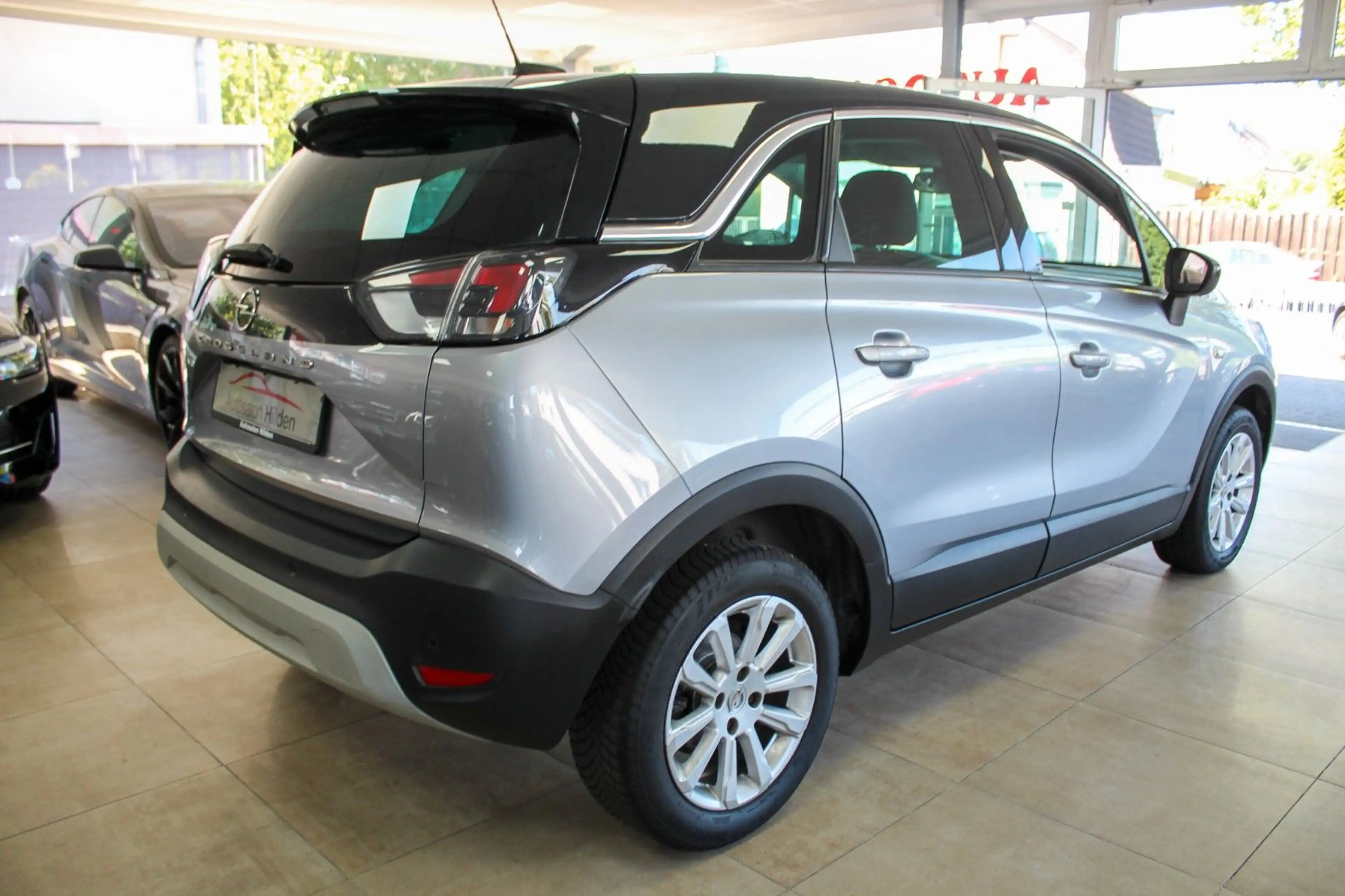 Opel Crossland X 1.2 Turbo Kamera Winterpaket Navi — photo 6
