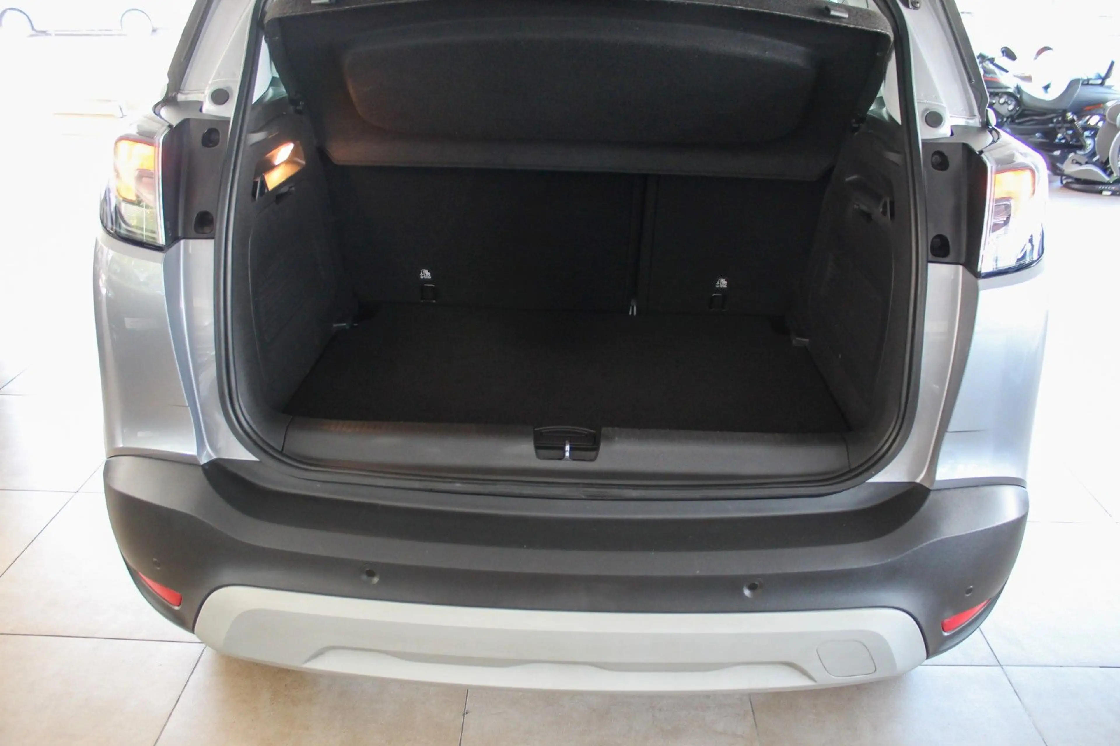Opel Crossland X 1.2 Turbo Kamera Winterpaket Navi — photo 13