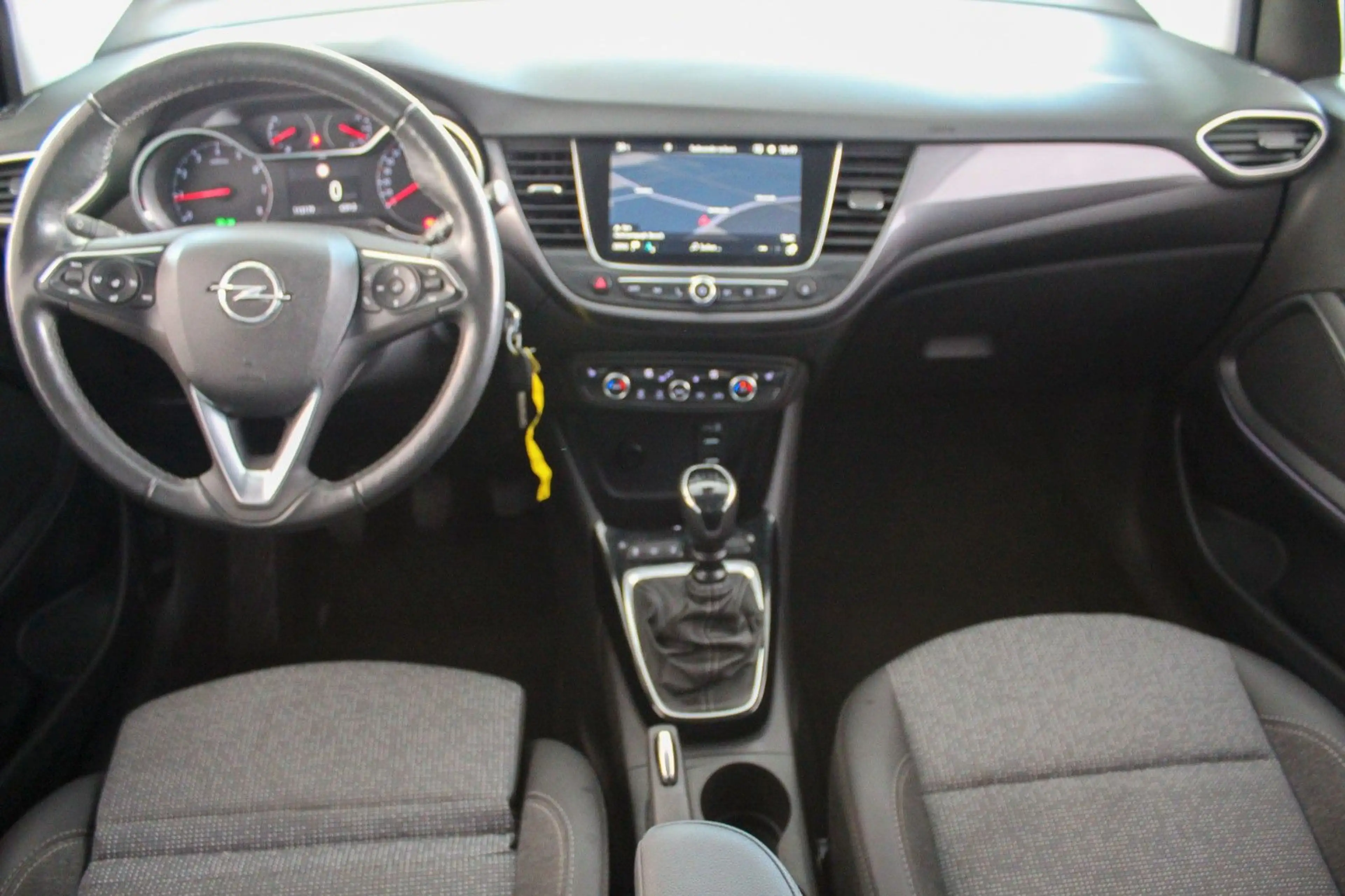 Opel Crossland X 1.2 Turbo Kamera Winterpaket Navi — photo 4