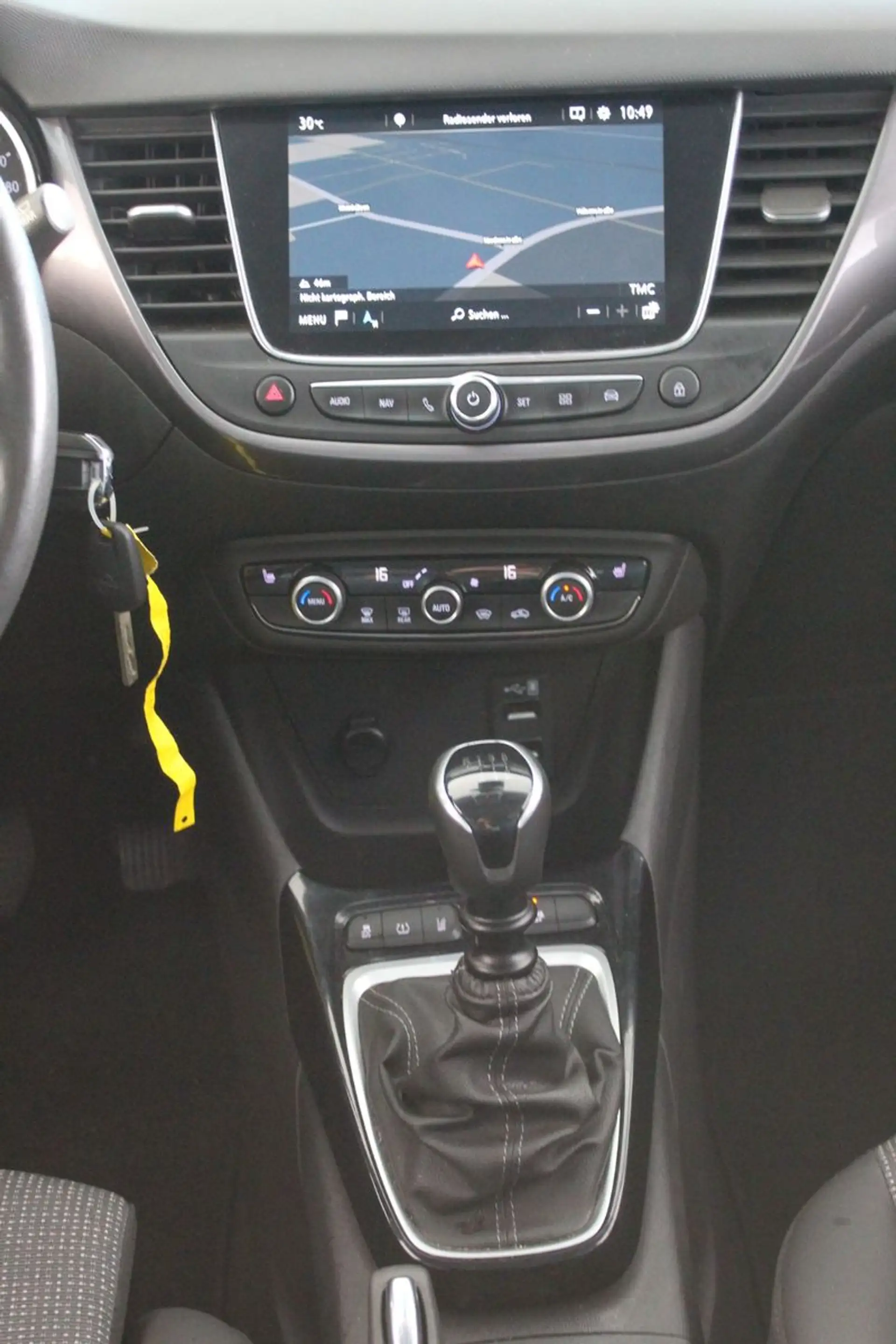 Opel Crossland X 1.2 Turbo Kamera Winterpaket Navi — photo 11