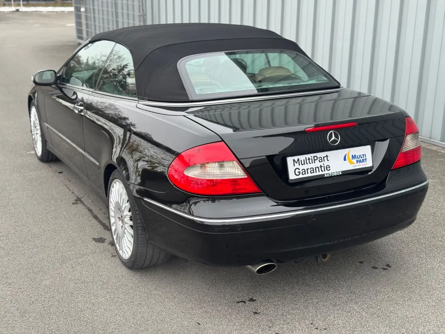 Mercedes-Benz CLK 350 Cabrio Avatgarde*AUT*LEDER*BI-XENON Schwarz - 2