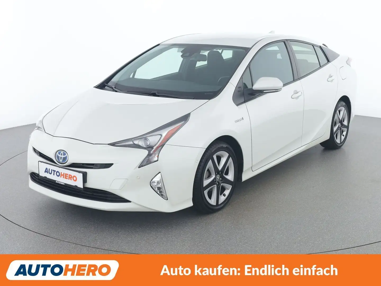Toyota Prius 1.8 Lounge Weiß - 1