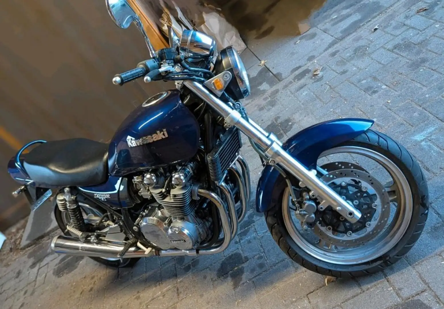 Kawasaki Zephyr 750 ZR 750 C Bleu - 1