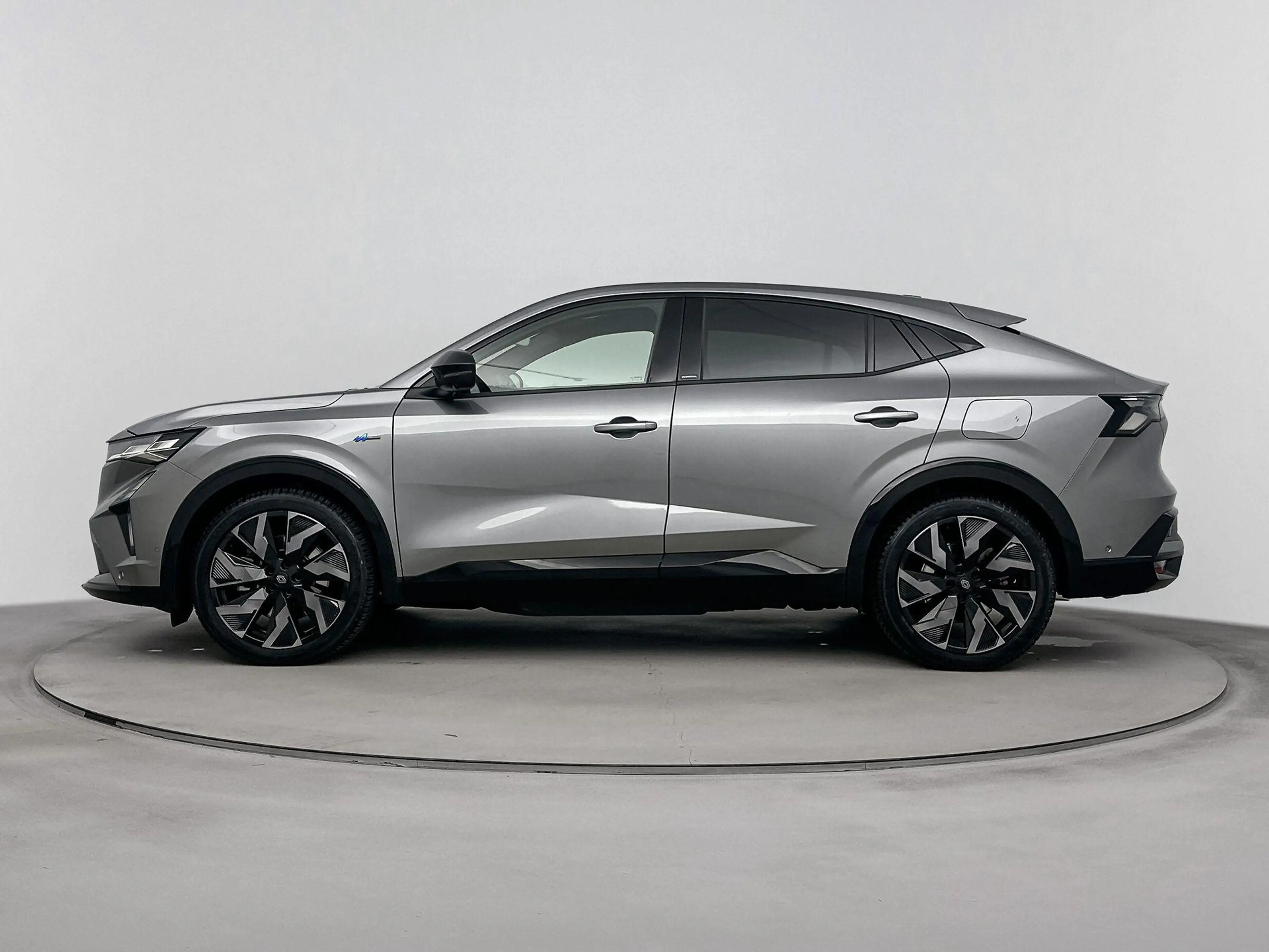 Renault Rafale 1.2 E-Tech 4x4 plug-in hybrid 300 esprit Alpine | — photo 2