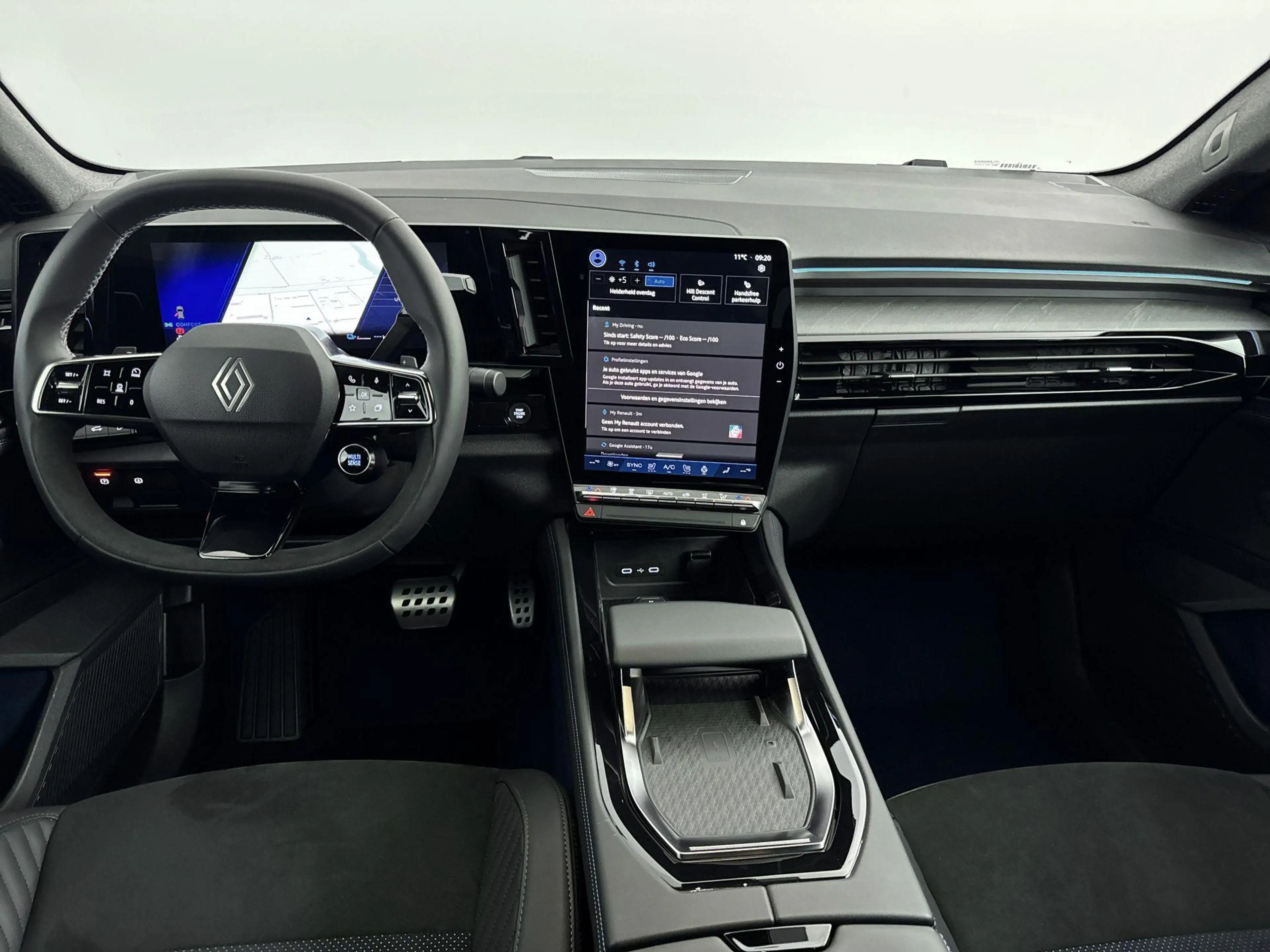 Renault Rafale 1.2 E-Tech 4x4 plug-in hybrid 300 esprit Alpine | — photo 7