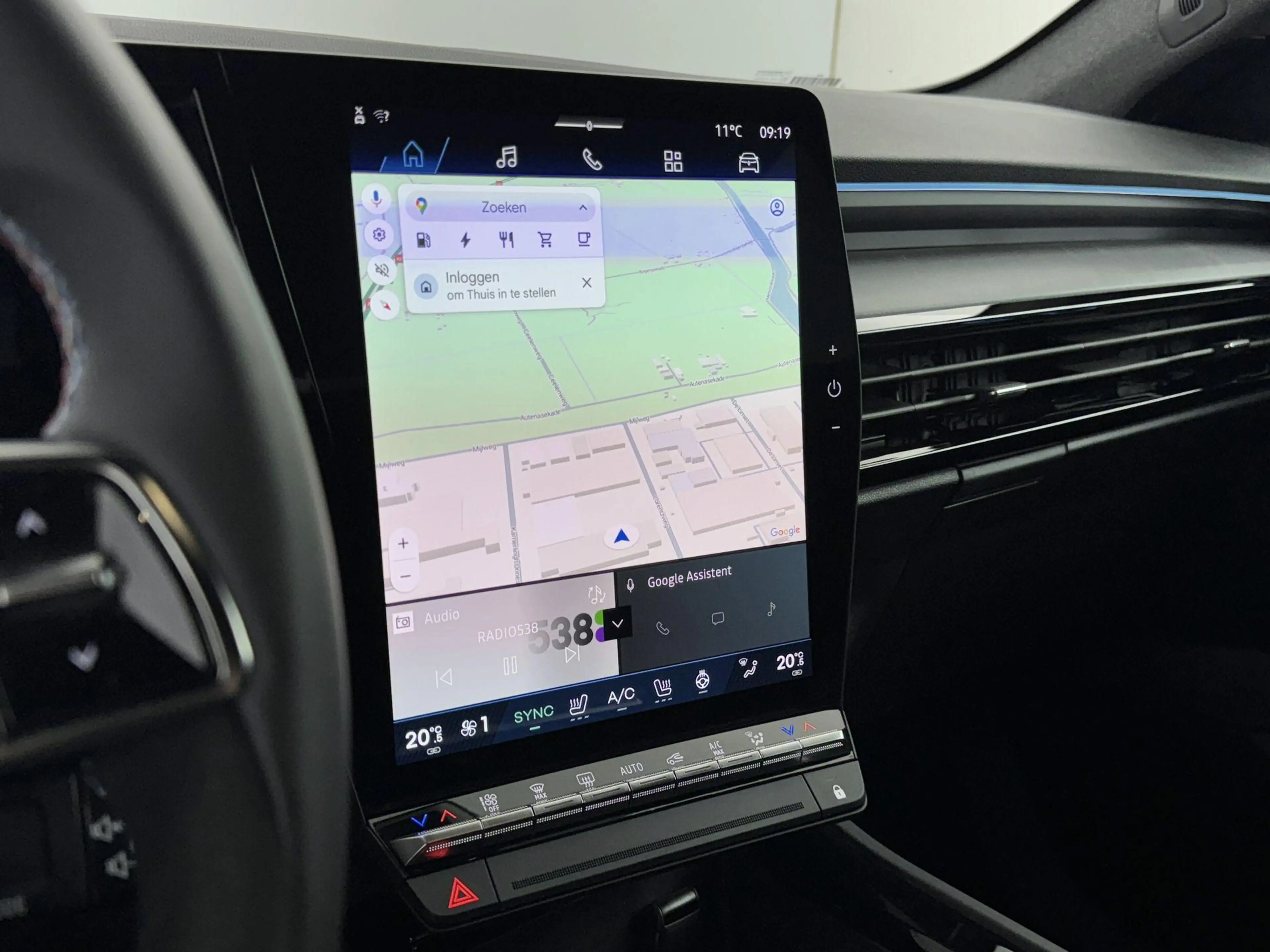 Renault Rafale 1.2 E-Tech 4x4 plug-in hybrid 300 esprit Alpine | — photo 10