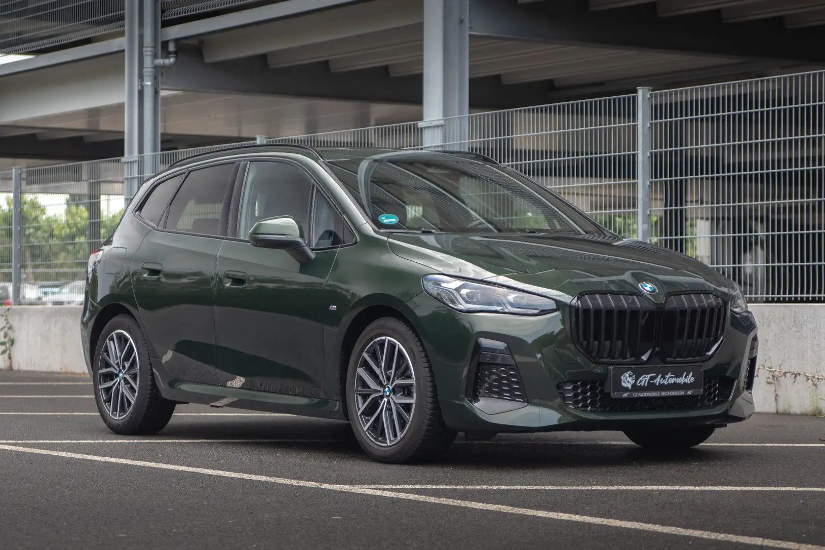 BMW 218 *M-Sport*PANO*360°+HUD*U-FREI! Grün - 1