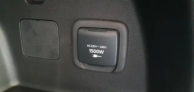 Mitsubishi Outlander view 14