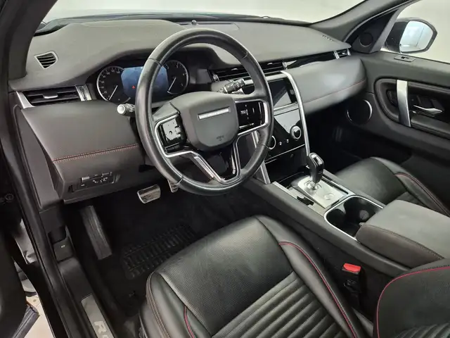 Land Rover Discovery Sport view 15