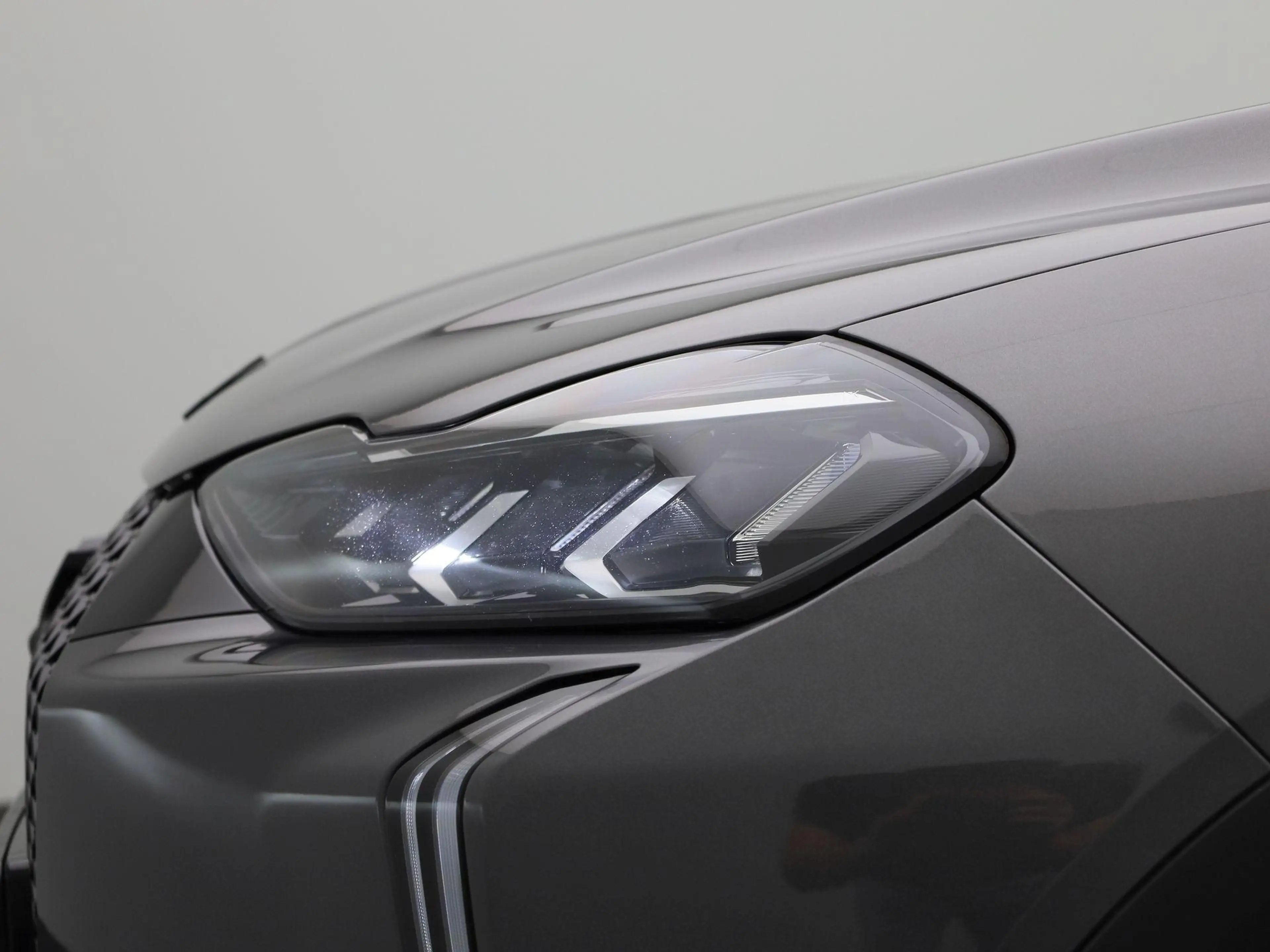 DS Automobiles DS 3 Crossback E-Tense Bastille 50 kWh — photo 15