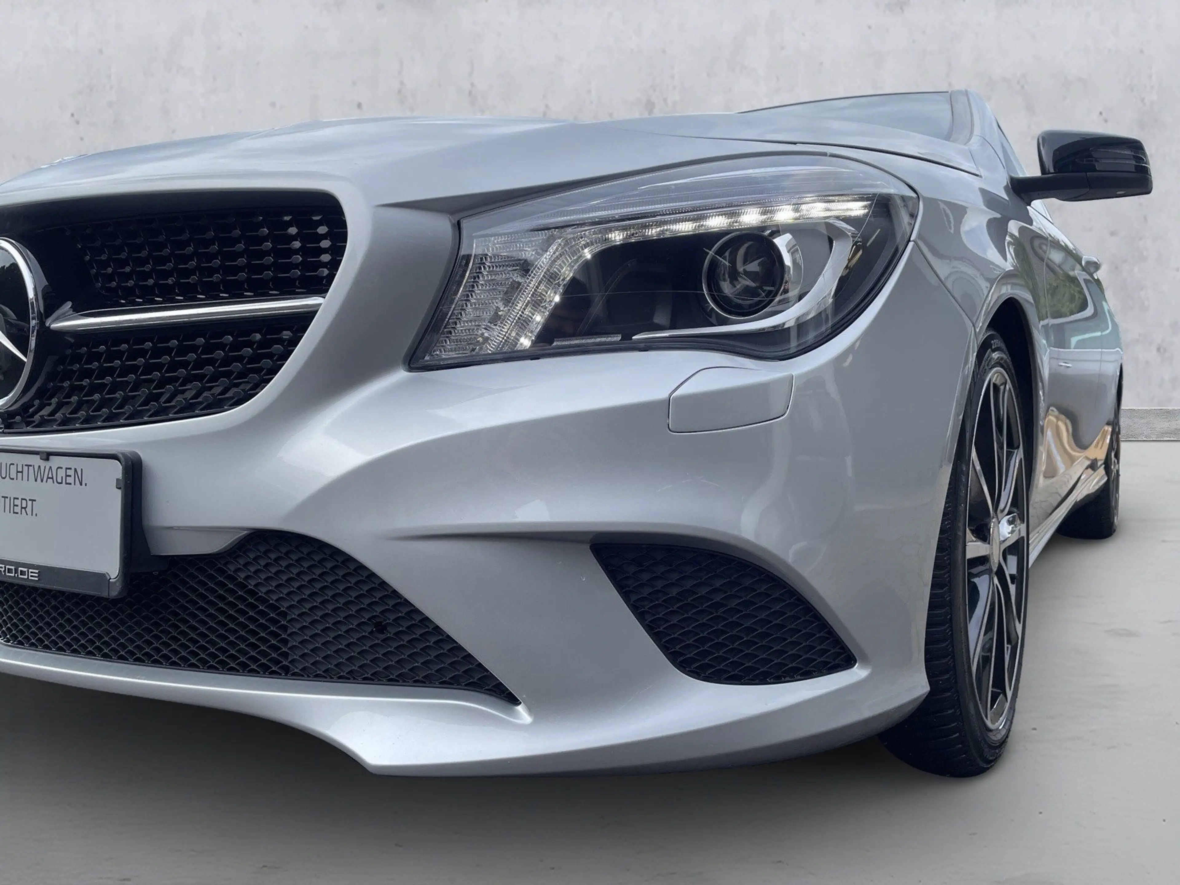 Mercedes-Benz CLA 200 Bi-Xenon+Pano+Leder+H&K+RFK — photo 4