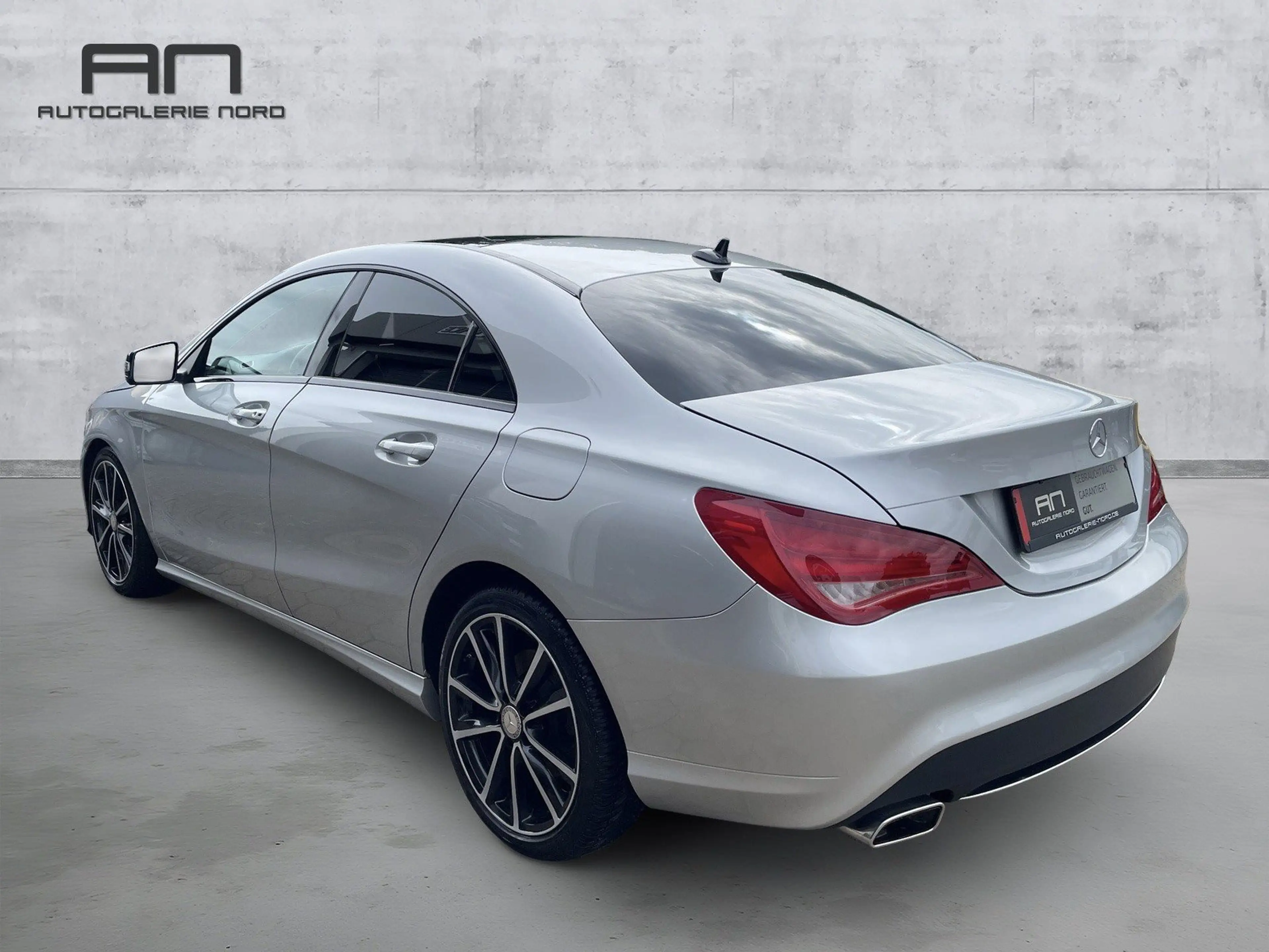 Mercedes-Benz CLA 200 Bi-Xenon+Pano+Leder+H&K+RFK — photo 7