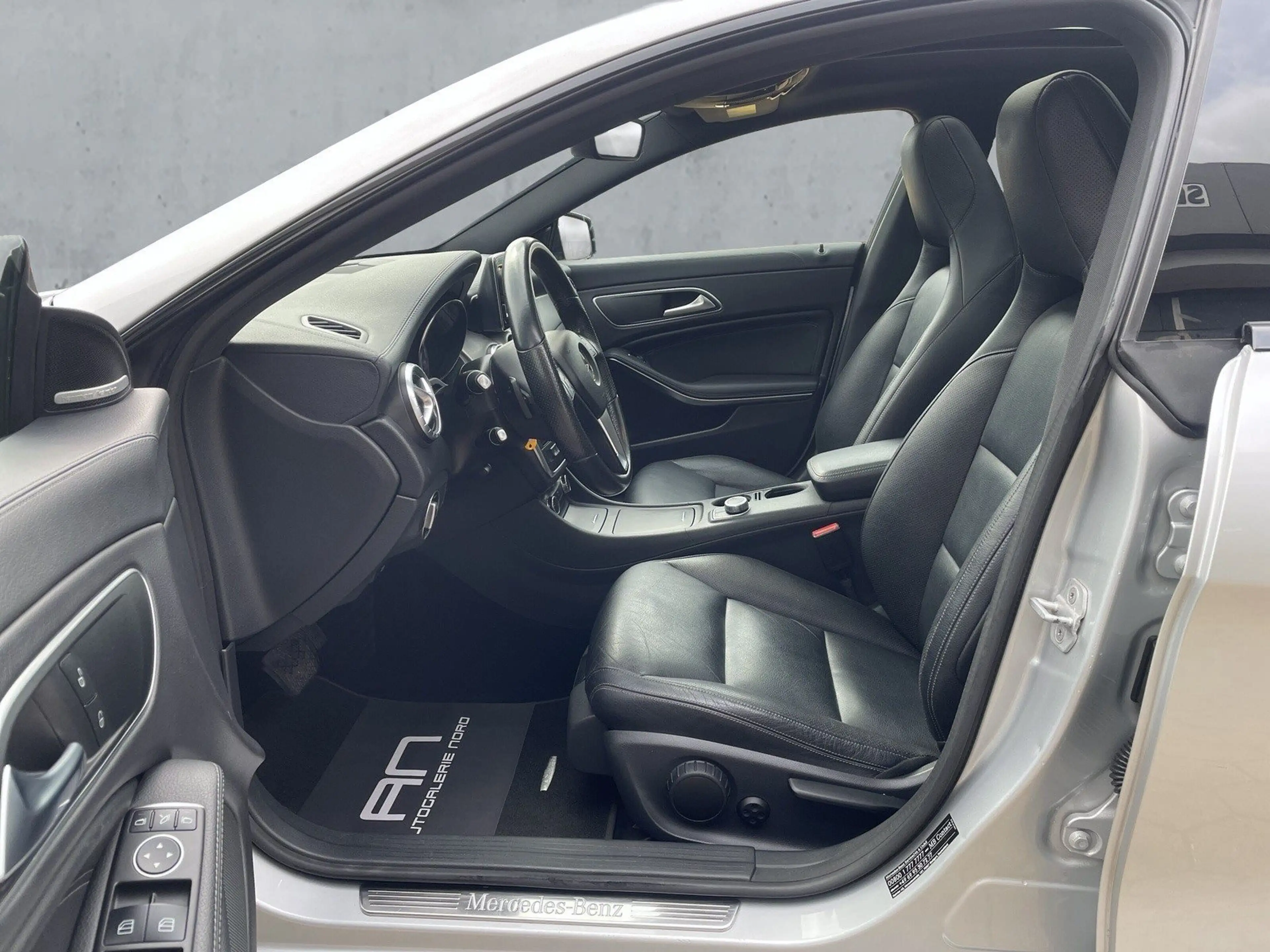 Mercedes-Benz CLA 200 Bi-Xenon+Pano+Leder+H&K+RFK — photo 10