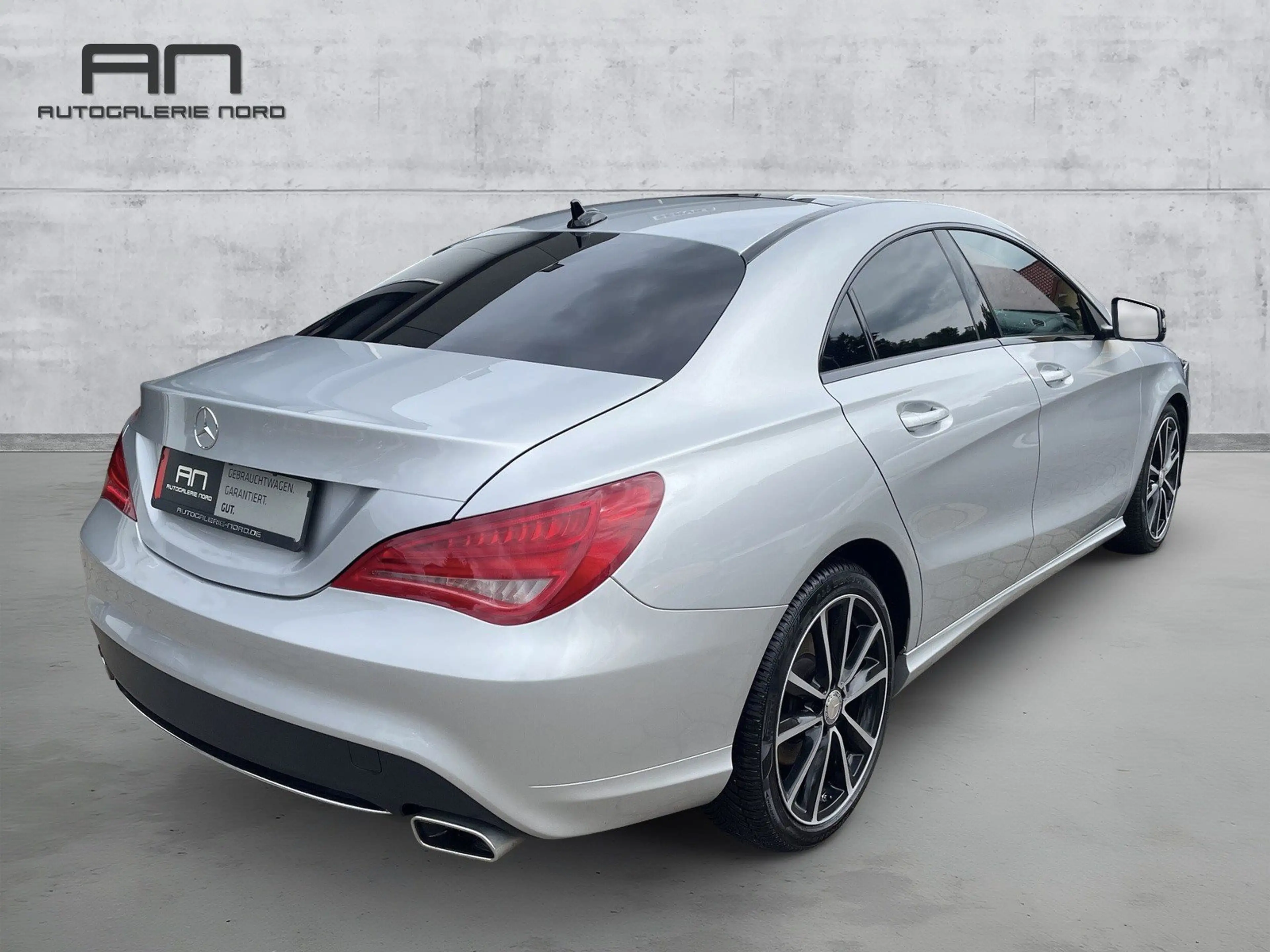 Mercedes-Benz CLA 200 Bi-Xenon+Pano+Leder+H&K+RFK — photo 8