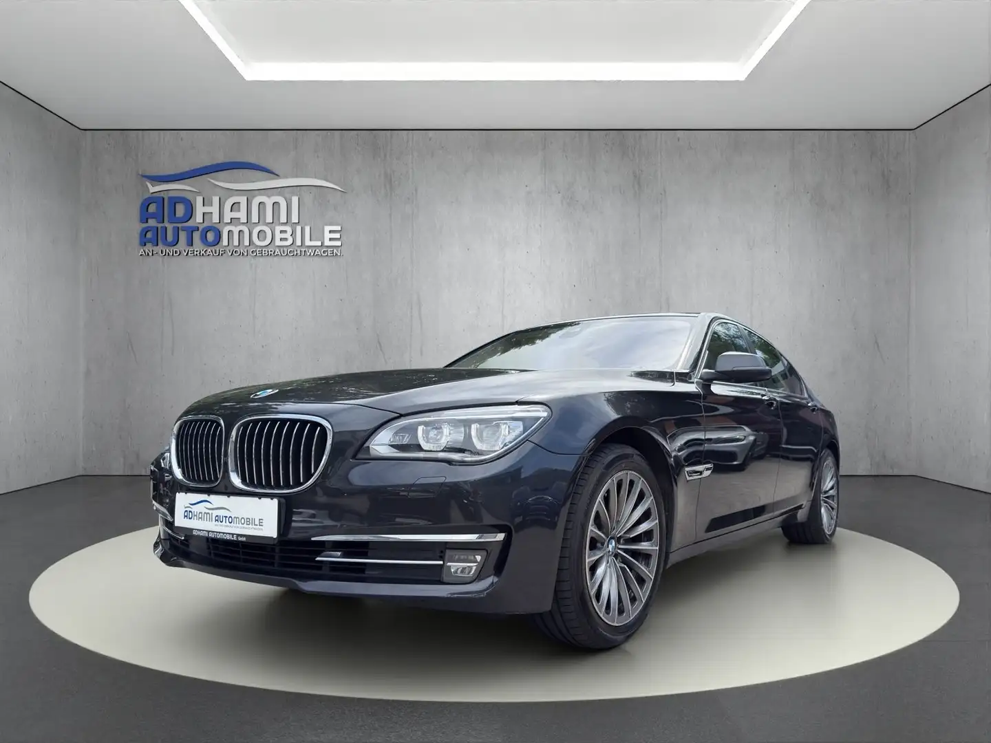 BMW 750 i xDrive/2.HAND/BEIGE/MEGA-AUSSTATTUNG!!! Серый - 1