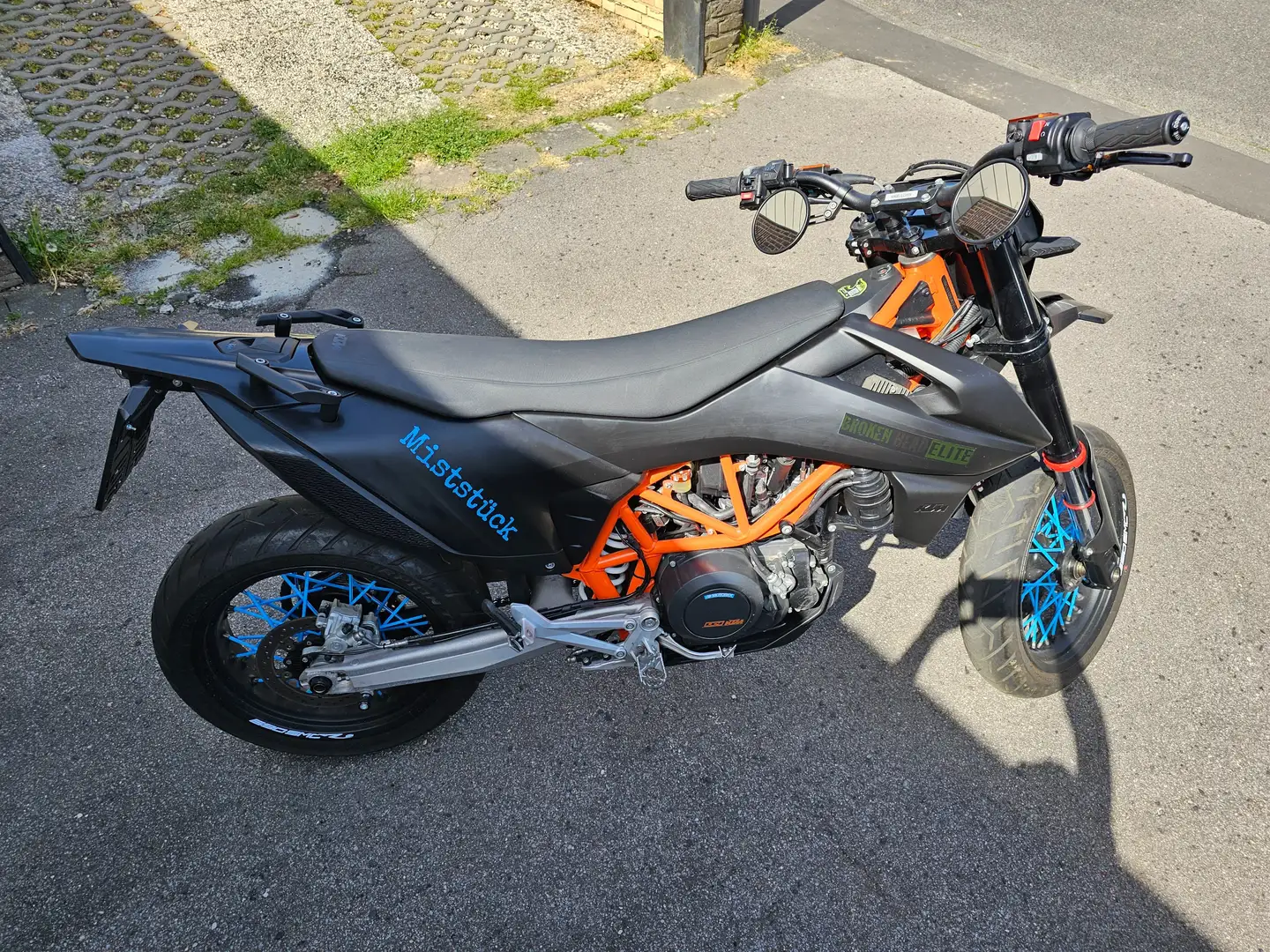 KTM 690 SMC R KTM 690 SMC-R mit einigem Zubehör Negru - 1