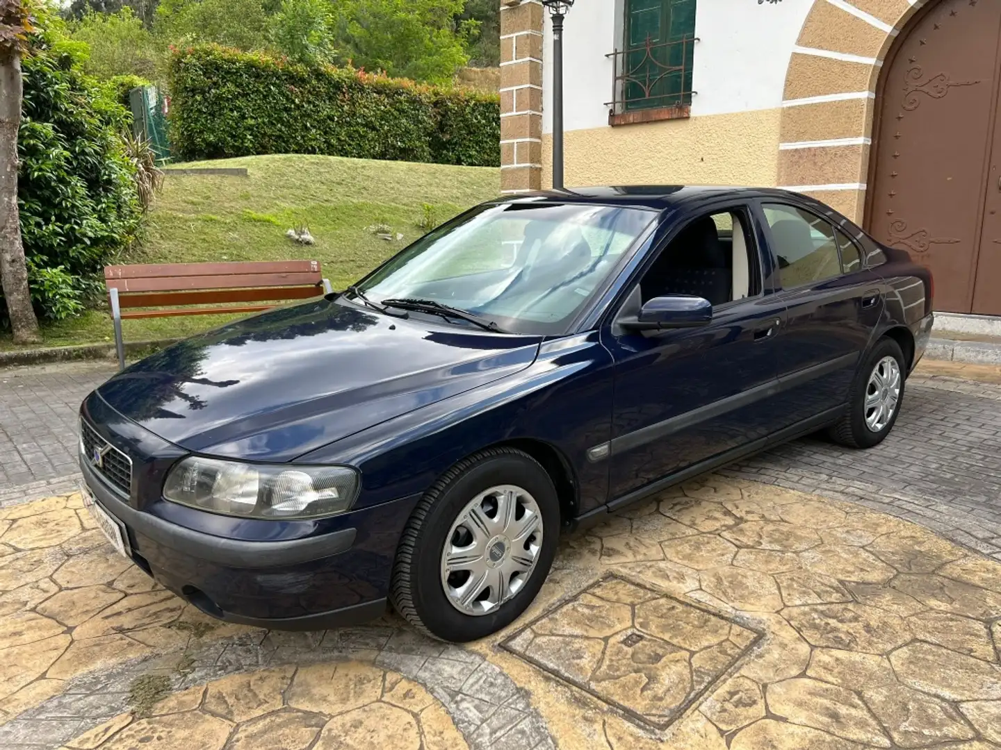 Volvo S60 2.4D Niebieski - 1