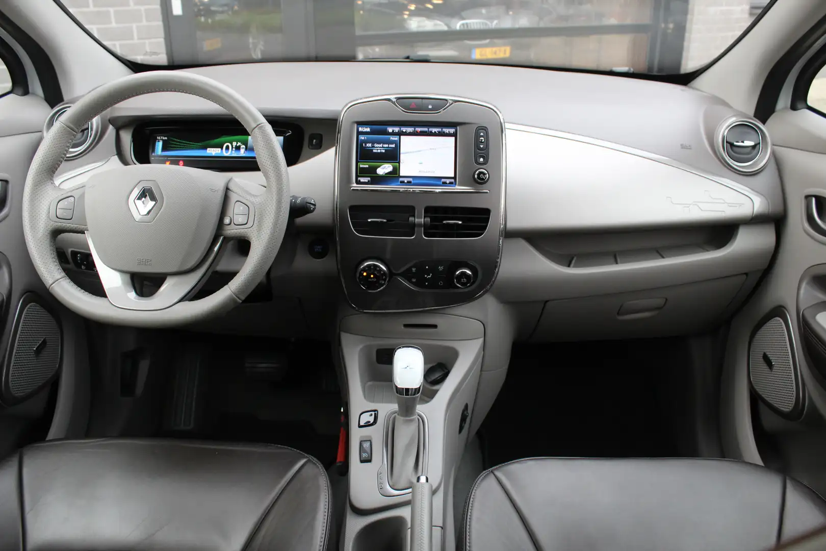 Renault ZOE Q90 Bose Quickcharge 41 kWh / Camera / Huur accu Blanco - 2