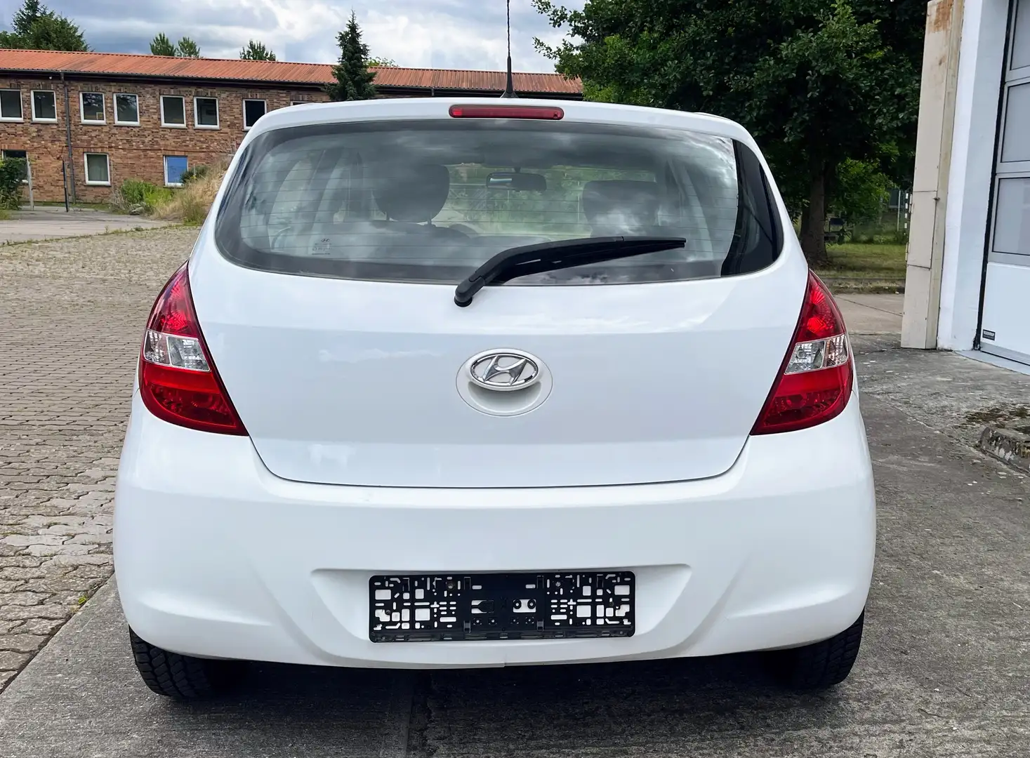 Hyundai i20 Klima*4 Türen Weiß - 2