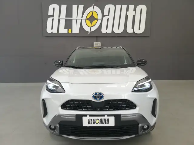 Toyota Yaris Cross 1.5h Adventure awd-i 116cv e-cvt - PREZZO REALE - NO OBBLIGO FINANZIAMENTO