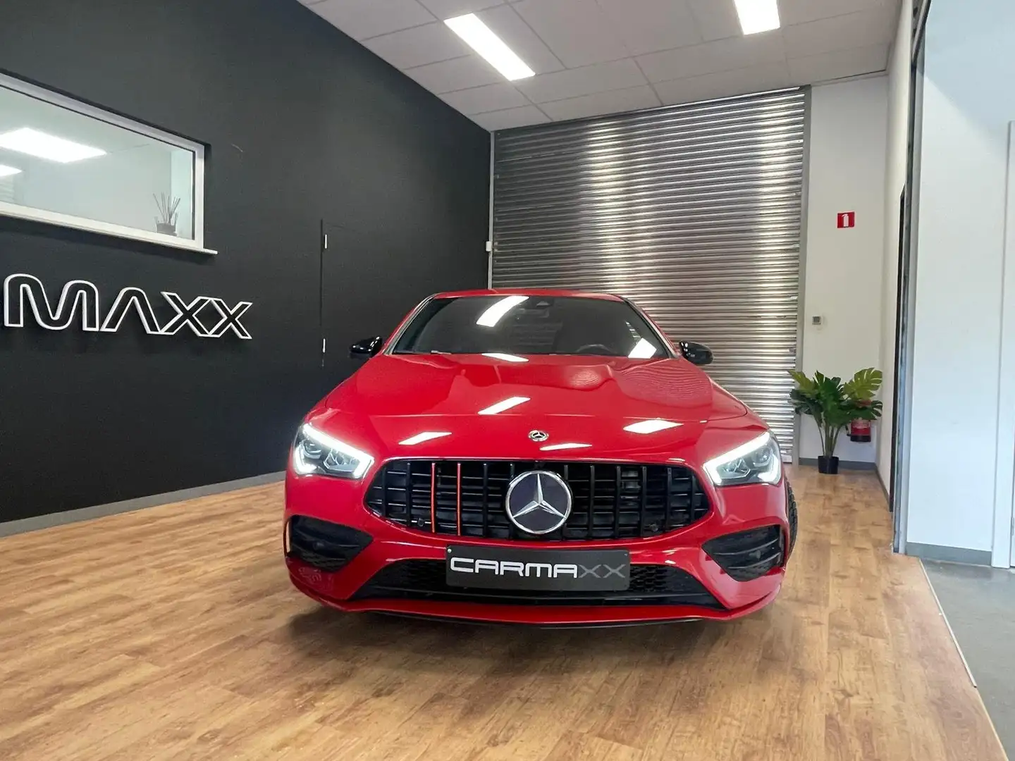 Mercedes-Benz CLA 180 PACK AMG Super Look Suivi Mercedes top état Rood - 2