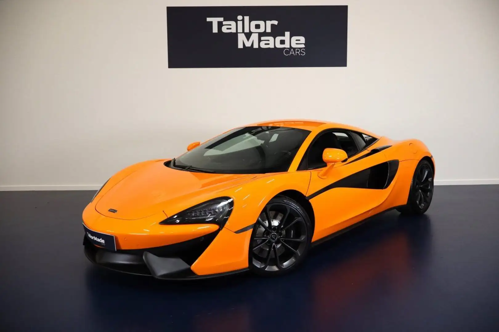 McLaren 540C - 1