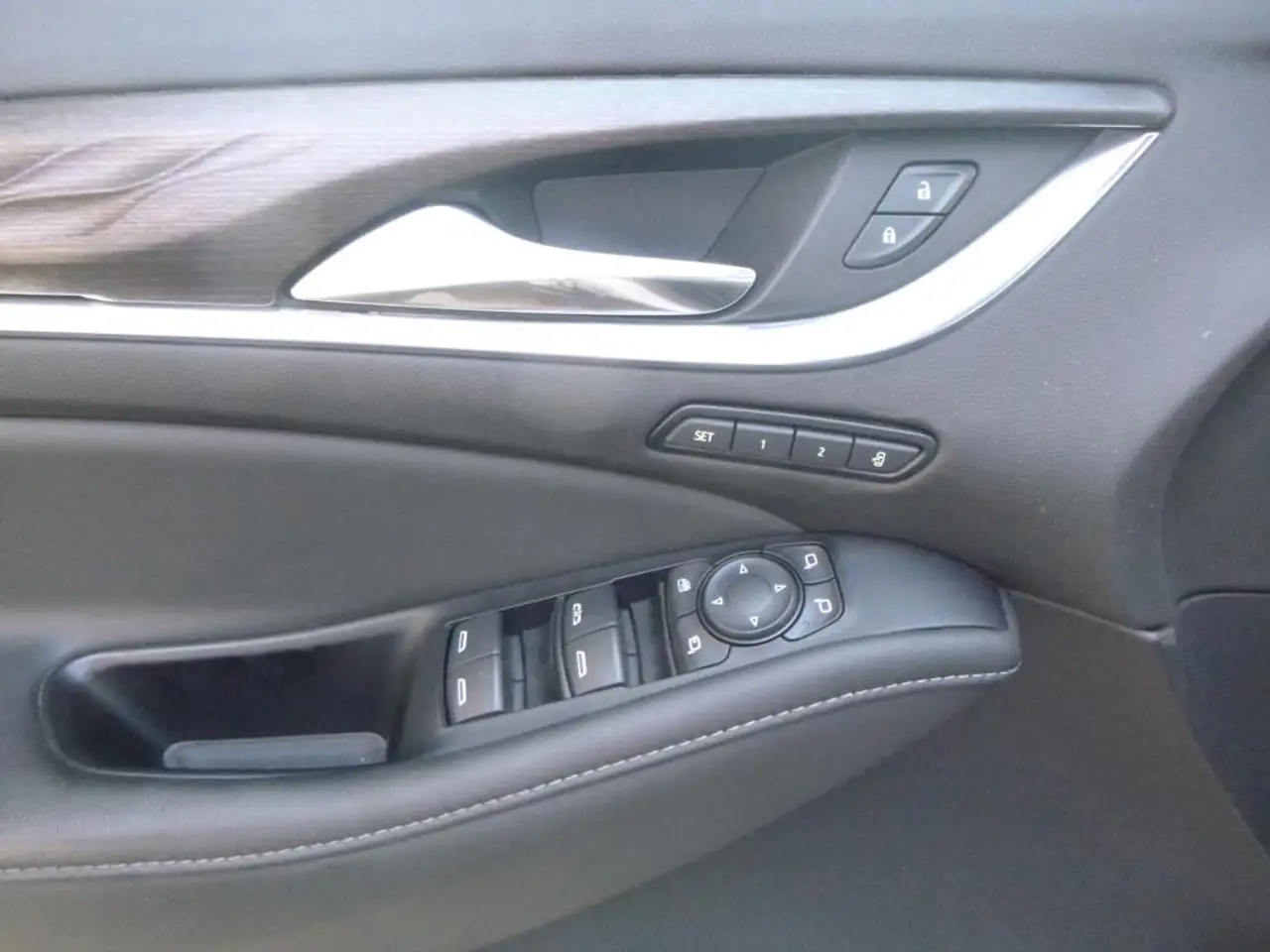 Buick Enclave fotografie Buick Enclave