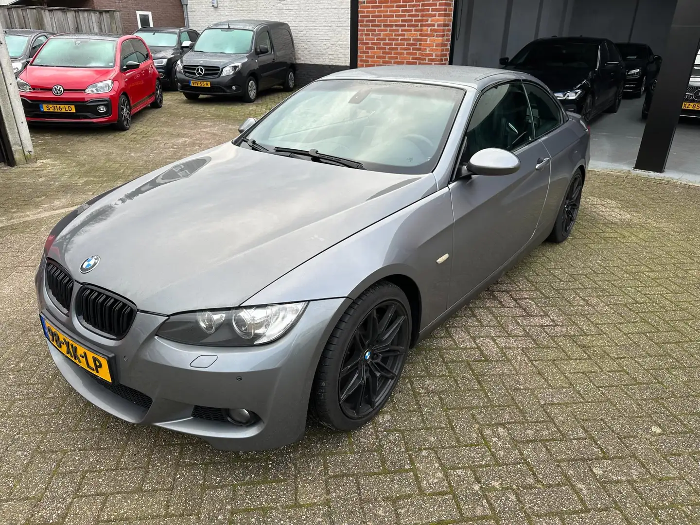 BMW 335 3-serie Cabrio 335i High Executive AUTOMAAT-CLIMA- Grijs - 2
