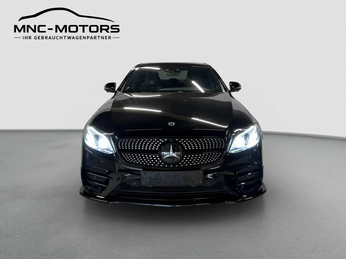 Mercedes-Benz E 220 d 4Matic|AMG-Line|360°KAMERA|MULTIBEAM|WIDESCREEN|AMBIENTE|LED|SPURHALTE|TOTWINKELASSISTENT|NIGHTPAKET Schwarz - 2