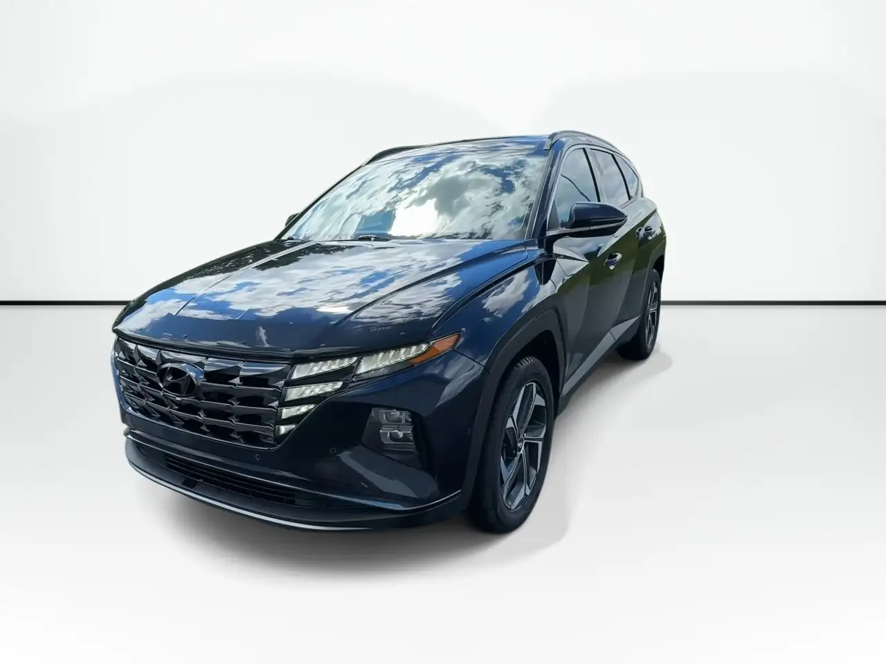 Hyundai TUCSON photo Hyundai TUCSON