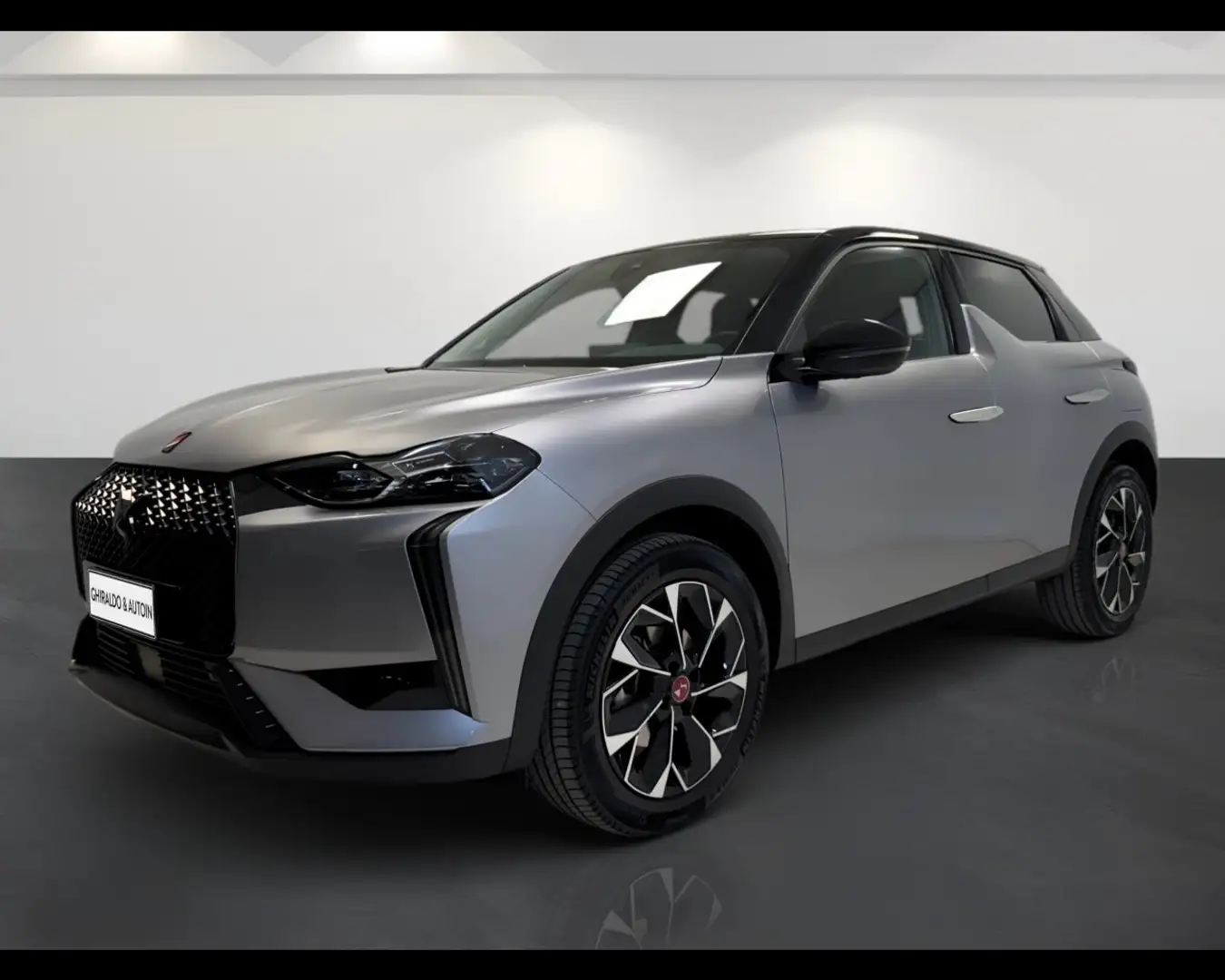 DS Automobiles DS 3 PERFORMANCE LINE + BlueHDi 130 Automatico Сірий - 1