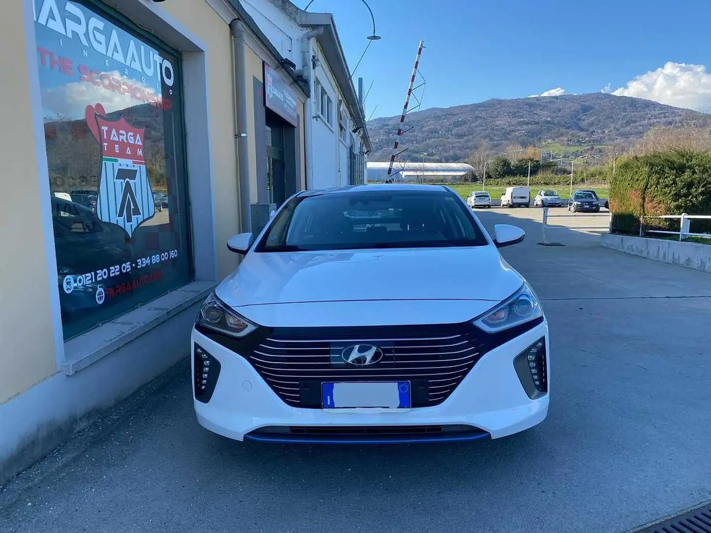 Hyundai IONIQ 1.6 Hybrid DCT Comfort Bianco - 2