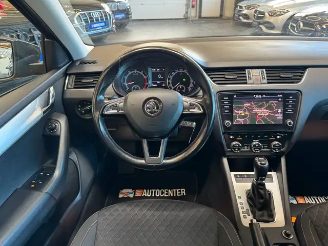 Skoda Octavia view 8