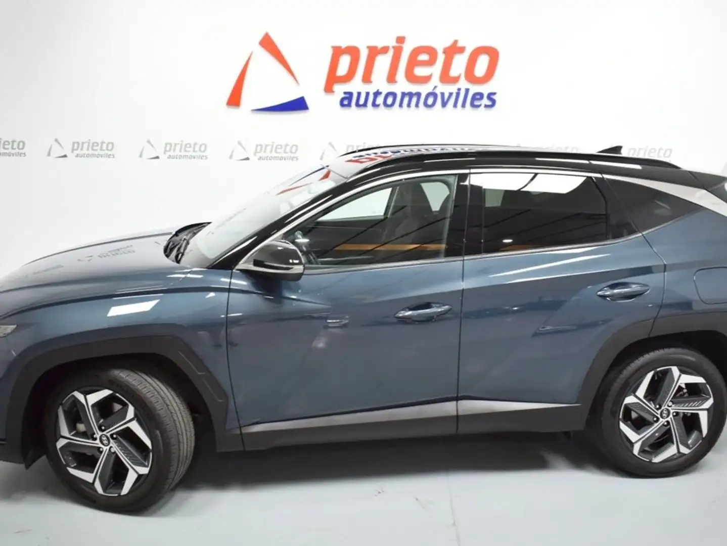 Hyundai TUCSON 1.6 TGDI HEV Tecno 2C AT Azul - 2