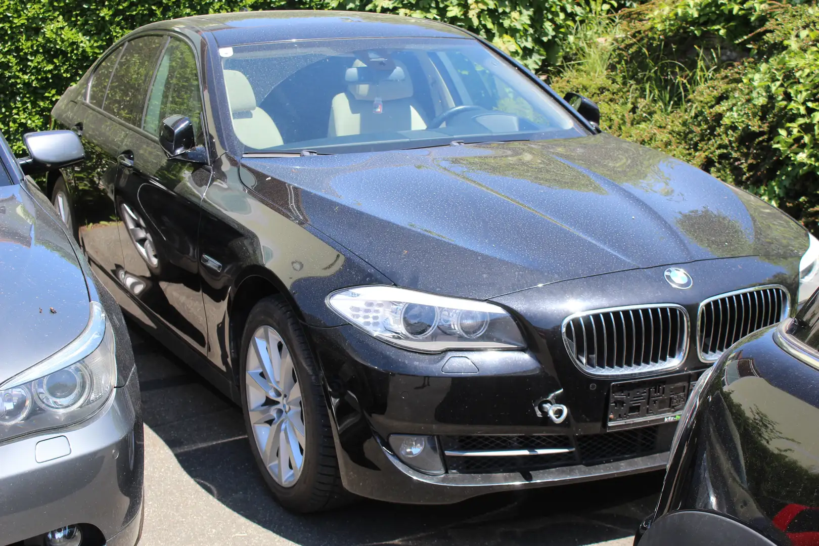 BMW 528 528 i xDrive Motorschaden! Top Gepflegt! Schwarz - 2