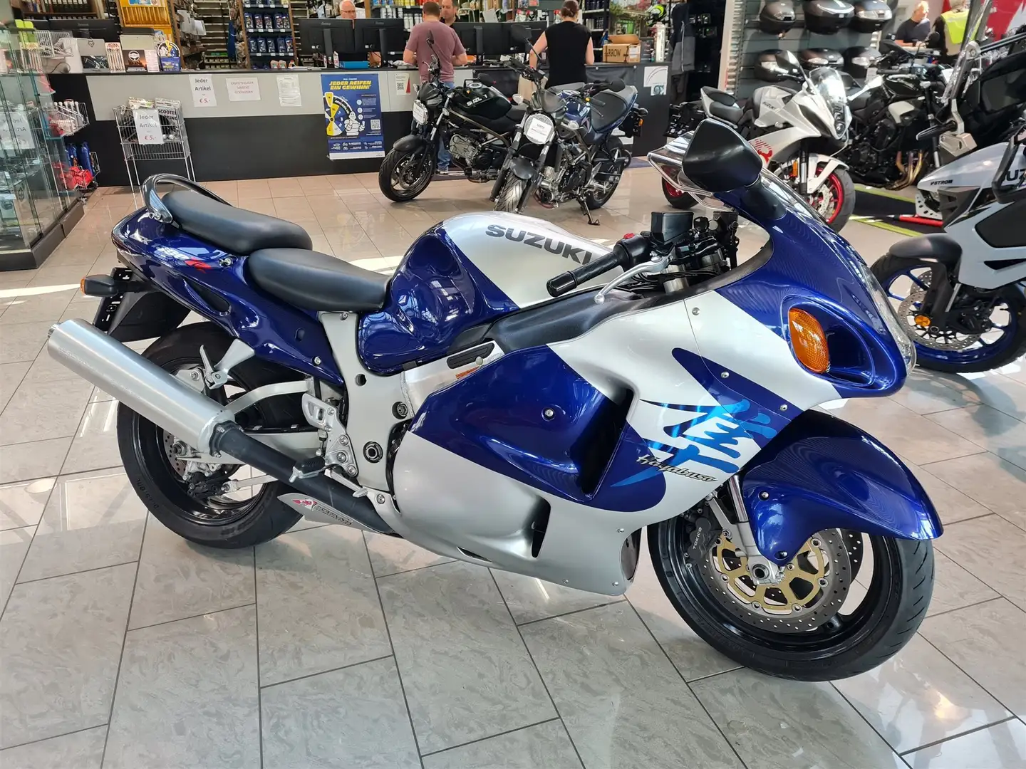 Suzuki GSX 1300 Blue - 1
