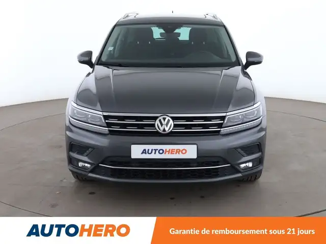 Volkswagen Tiguan view 9