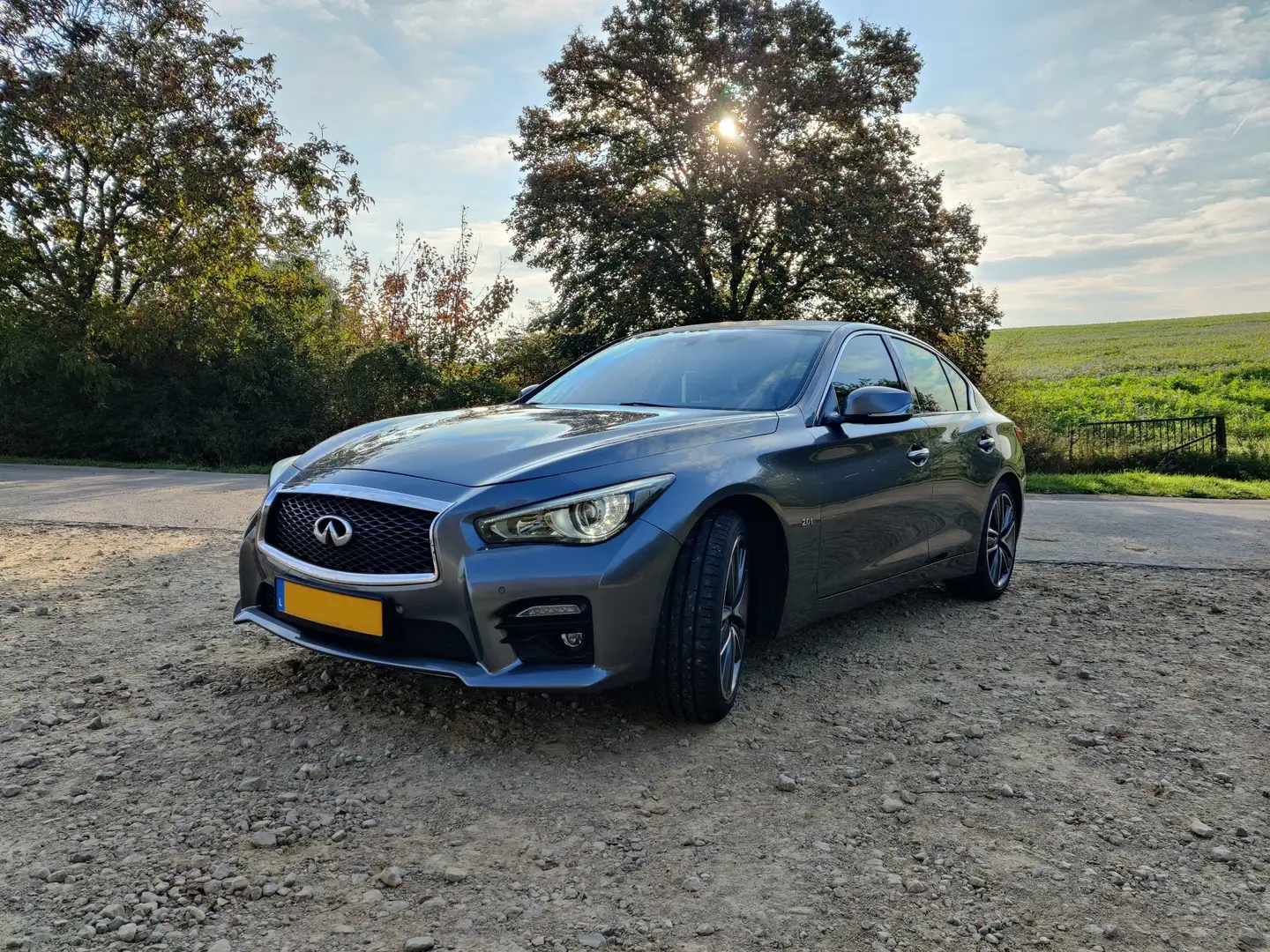 Infiniti Q50 Q50 2.0t Premium Tech Gris - 2