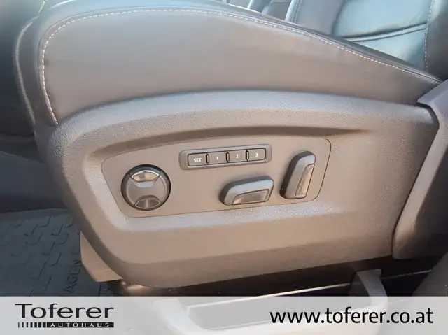 Volkswagen T6.1 Multivan VW T6.1 Multivan Highline TDI 4MOTION Ansicht 18