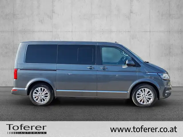 Volkswagen T6.1 Multivan VW T6.1 Multivan Highline TDI 4MOTION Ansicht 4