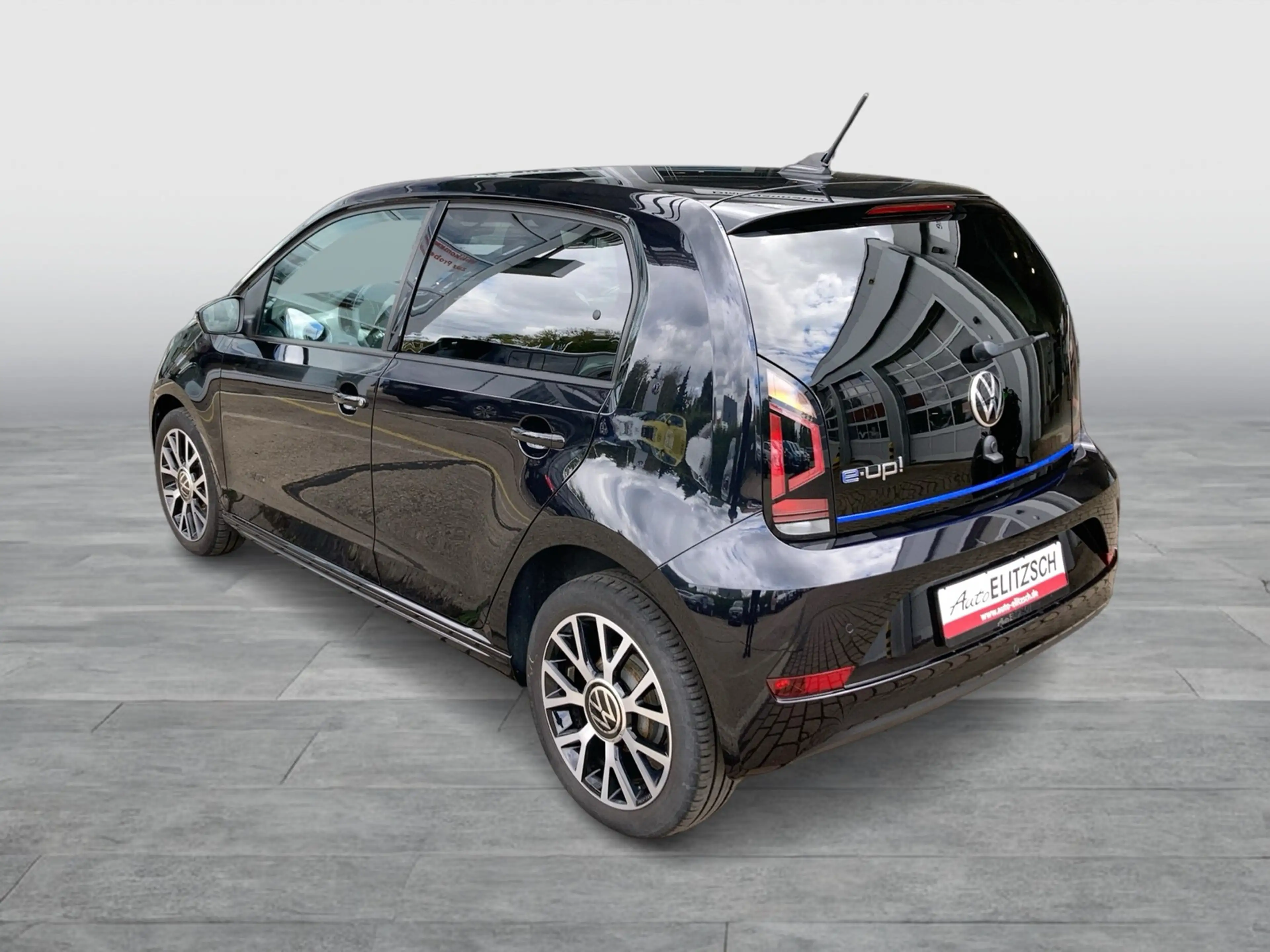 Volkswagen e-up! Style Plus RFK GRA Klima SH — photo 3