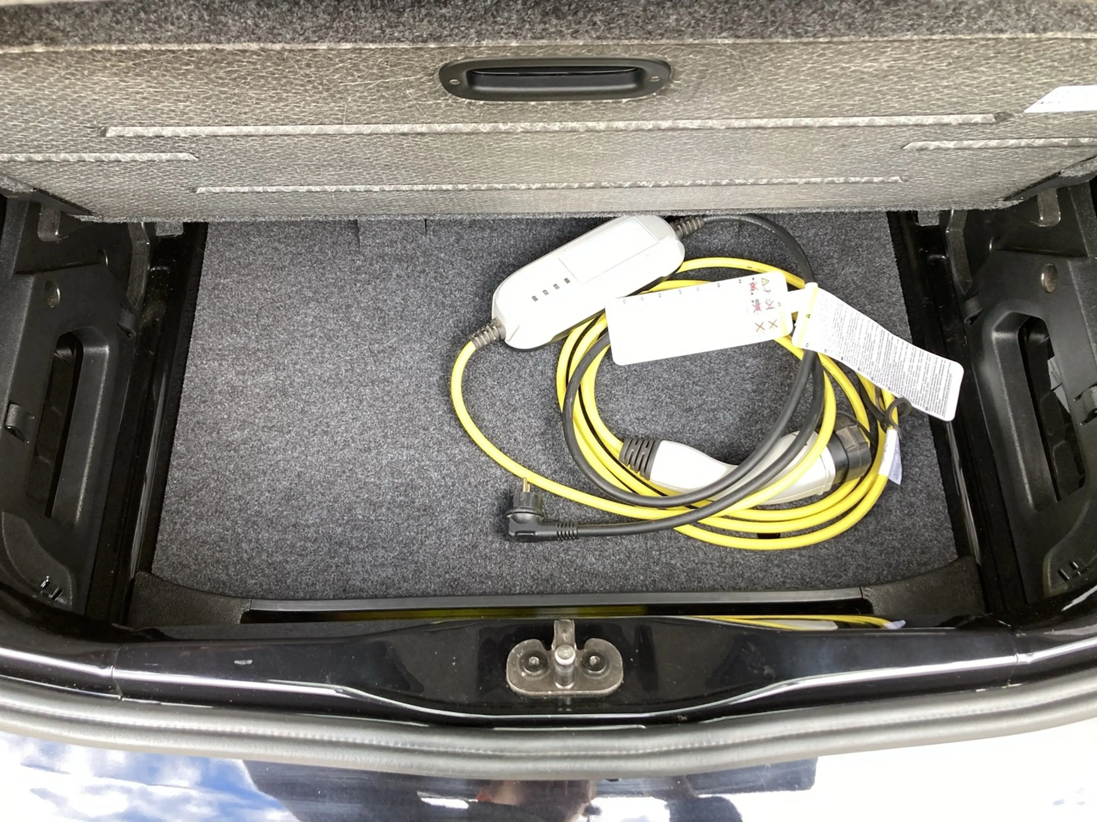 Volkswagen e-up! Style Plus RFK GRA Klima SH — photo 14