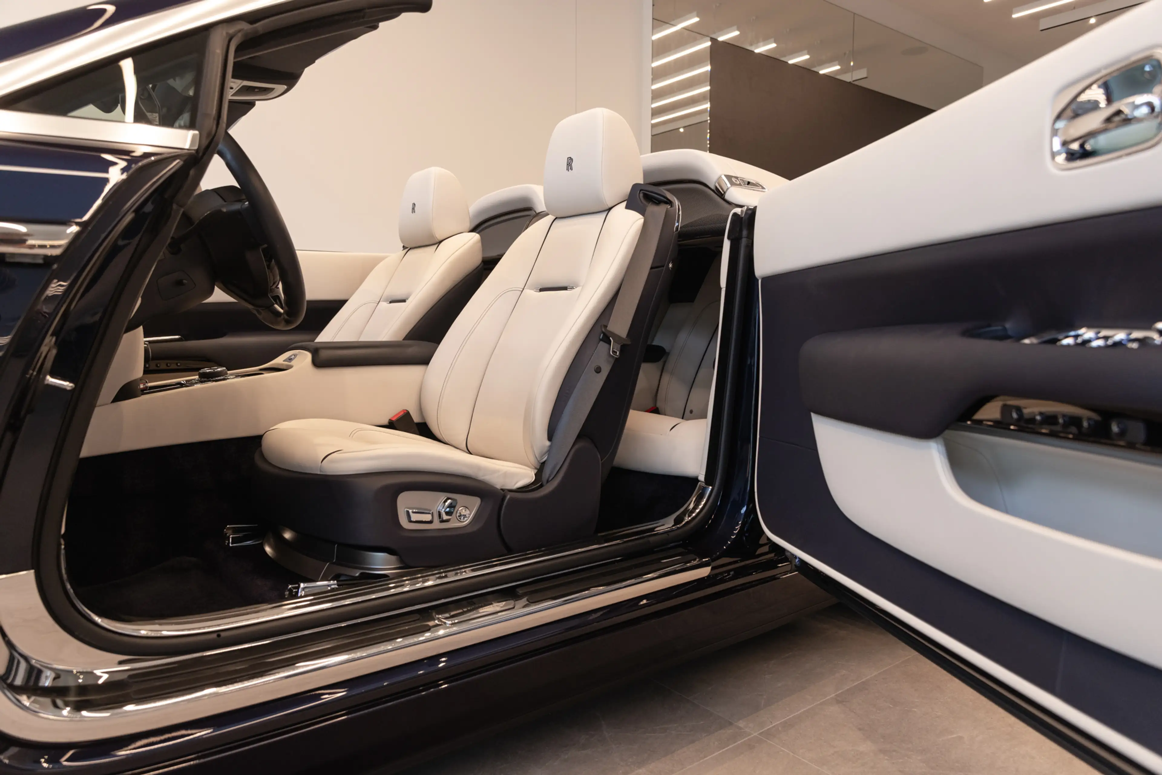 Rolls-Royce Dawn Aerocowling - 2 Year Provenance — photo 9